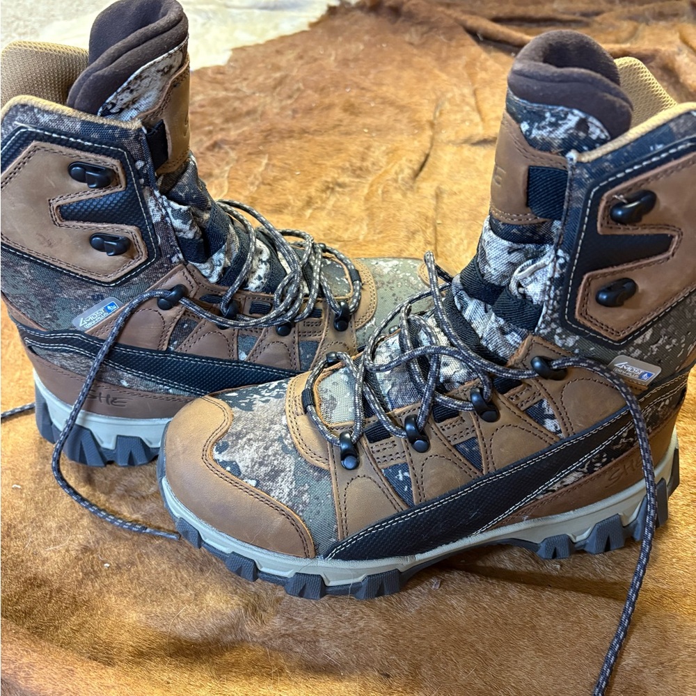 She Hunting Insulated Camouflage and Brown Hiking Boots